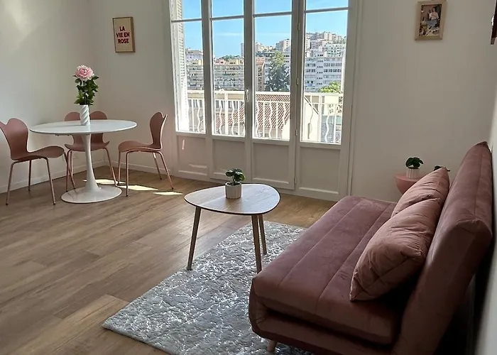 Le Romane- T2 Proche Centre-ville Et Parking Gratuit Apartment *