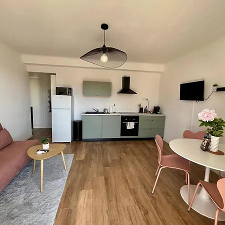 Le Romane- T2 Proche Centre-ville Et Parking Gratuit Апартаменти *