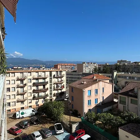 Le Romane-appartement Calme Et Confort-15 Minutes A Pied De L Hyper Centre-parking Gratuit 阿雅克肖
