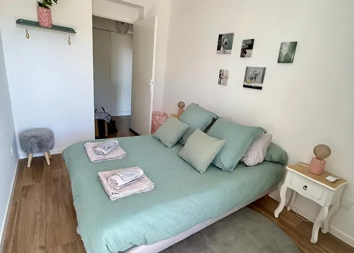 Le Romane- T2 Proche Centre-ville Et Parking Gratuit *